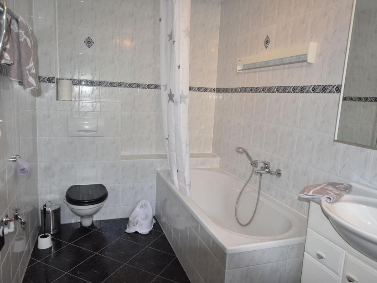 הוילה Modern Bungalow In Kroepelin With Garden חדר תמונה
