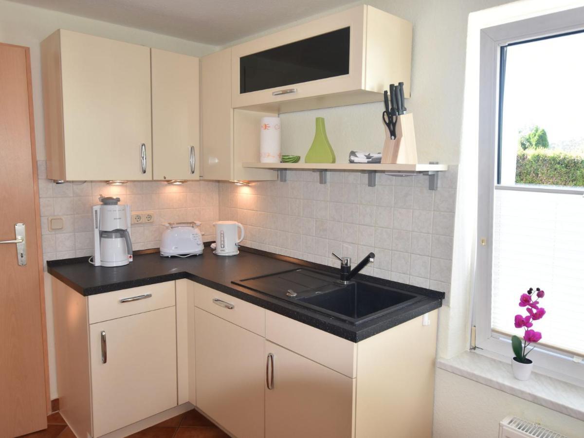 הוילה Modern Bungalow In Kroepelin With Garden חדר תמונה